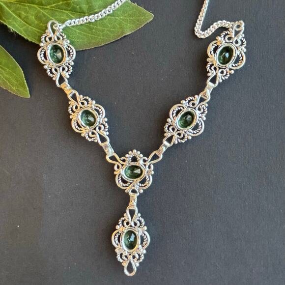 925 Silver Faceted Peridot Necklace 22" - Picture 5 of 6